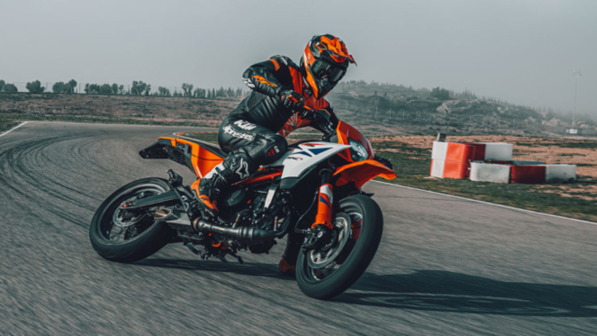 KTM 390 SMC R