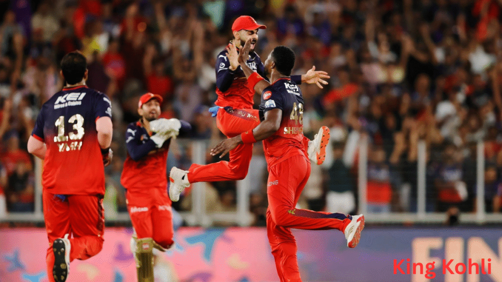 Kohli with Team RCB enjoying Gmae IPL